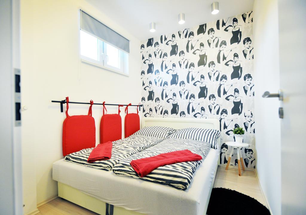 Enjoy Apartman Eger Exterior photo